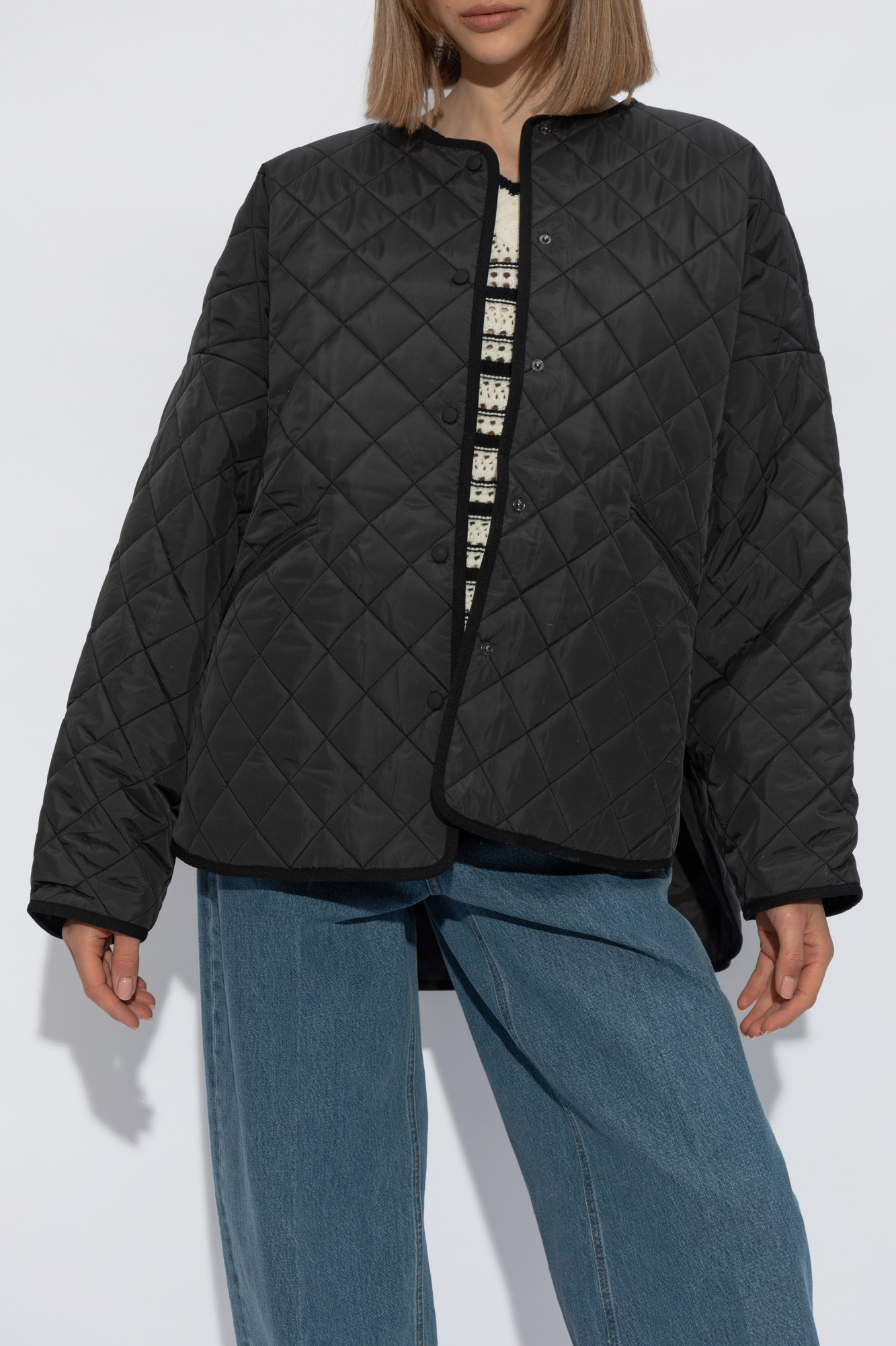 【送料&関税込】TotAme Black Quilted Jacket With Round Neck Black Quilted jacket TOTEME - Vitkac Canada